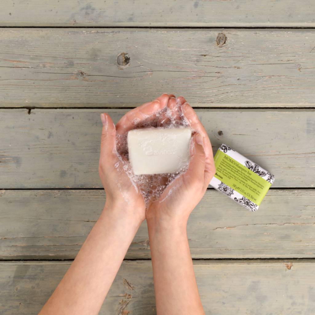 Davines MOMO Shampoo Bar: Moisturizing Solid Shampoo for Dry or Dehydrated Hair 100g